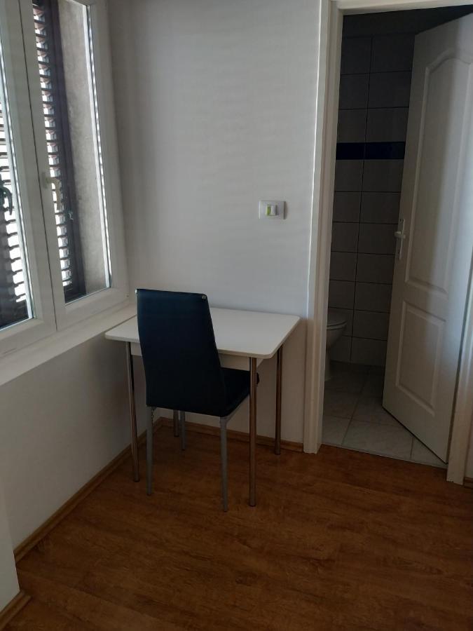 Apartments Todorovic Pula Eksteriør billede